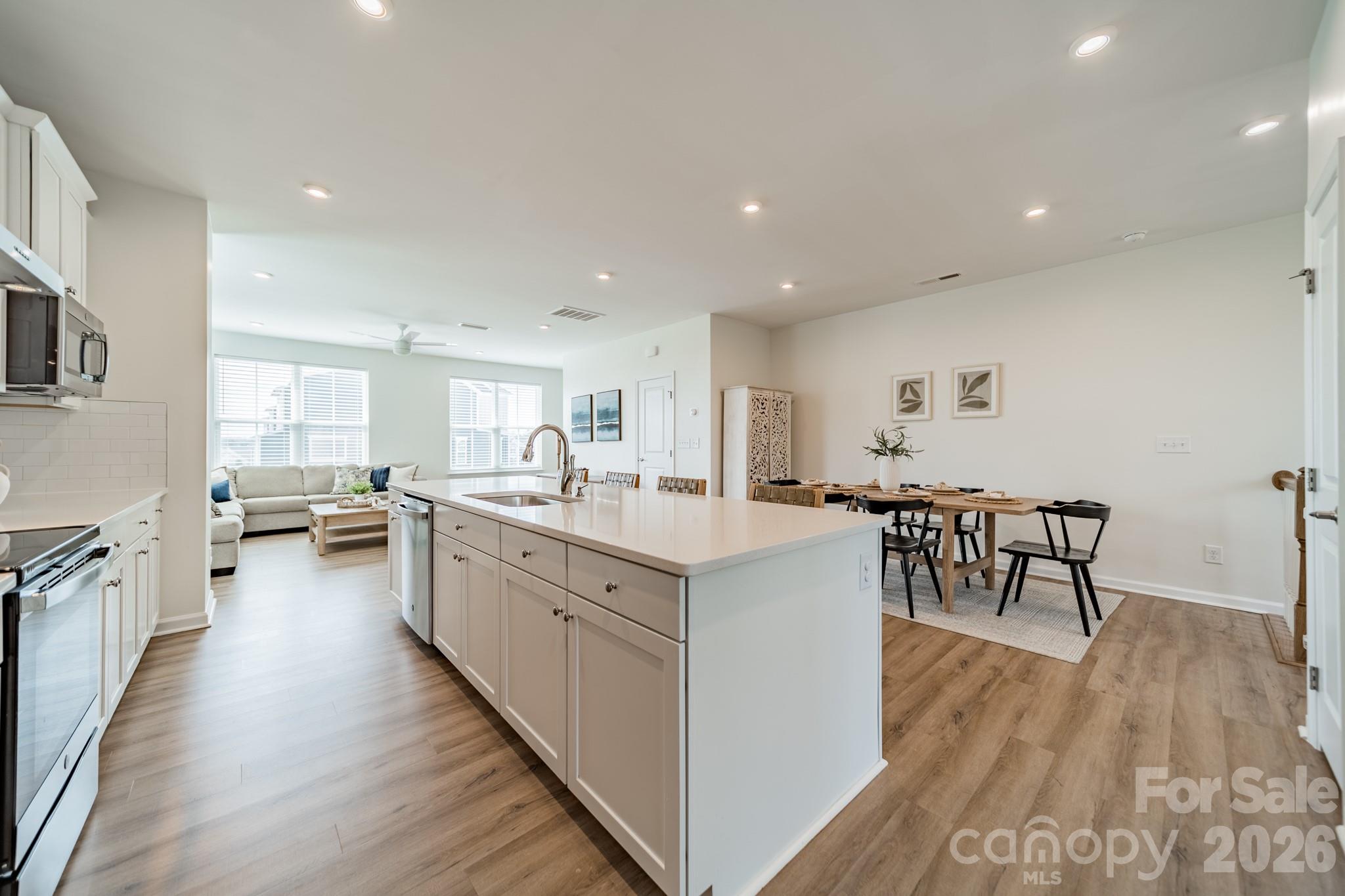 963 Portrush Lane Tega Cay, SC 29708 - Photo 15 of 46