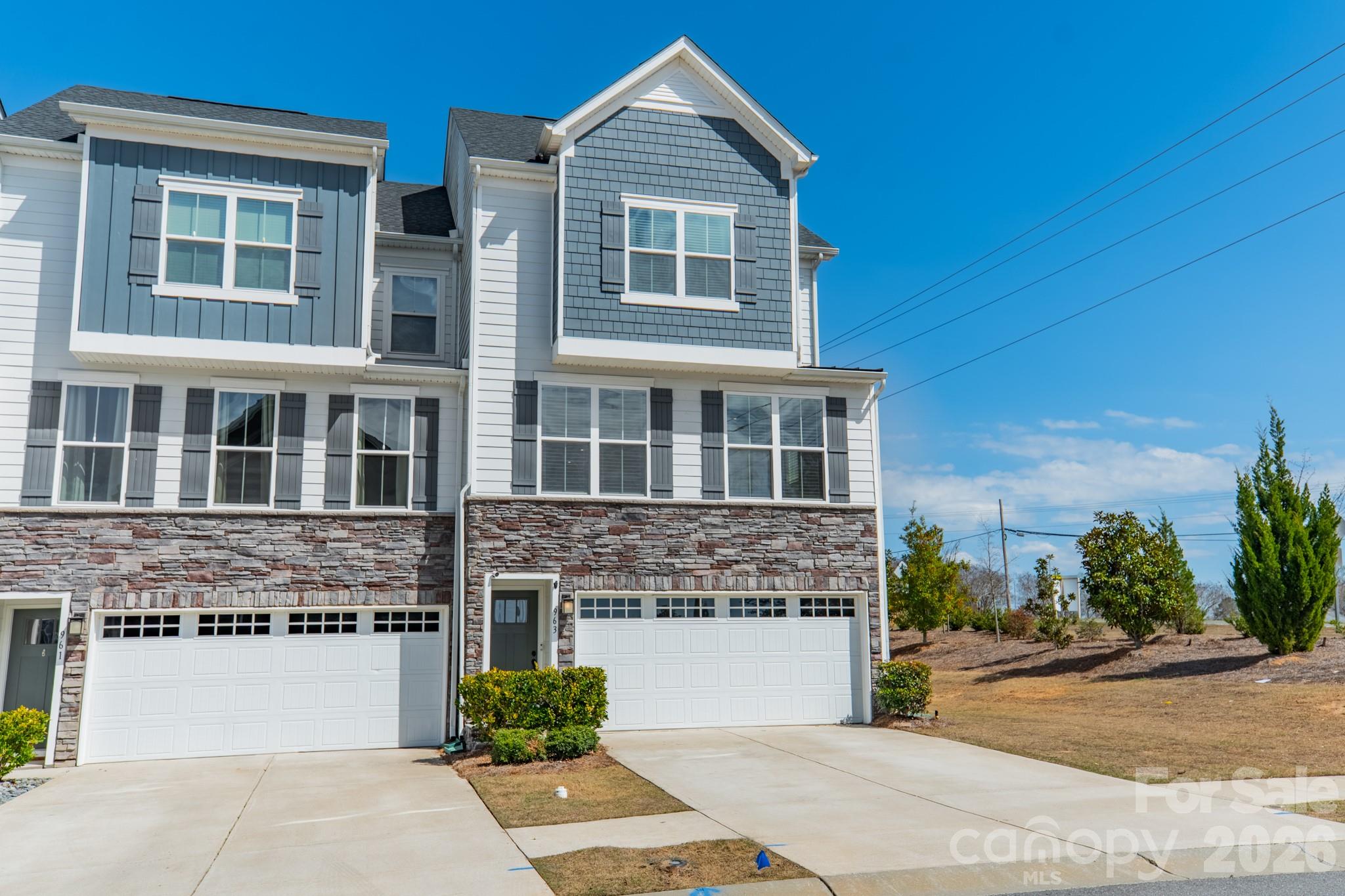 963 Portrush Lane Tega Cay, SC 29708 - Photo 2 of 46