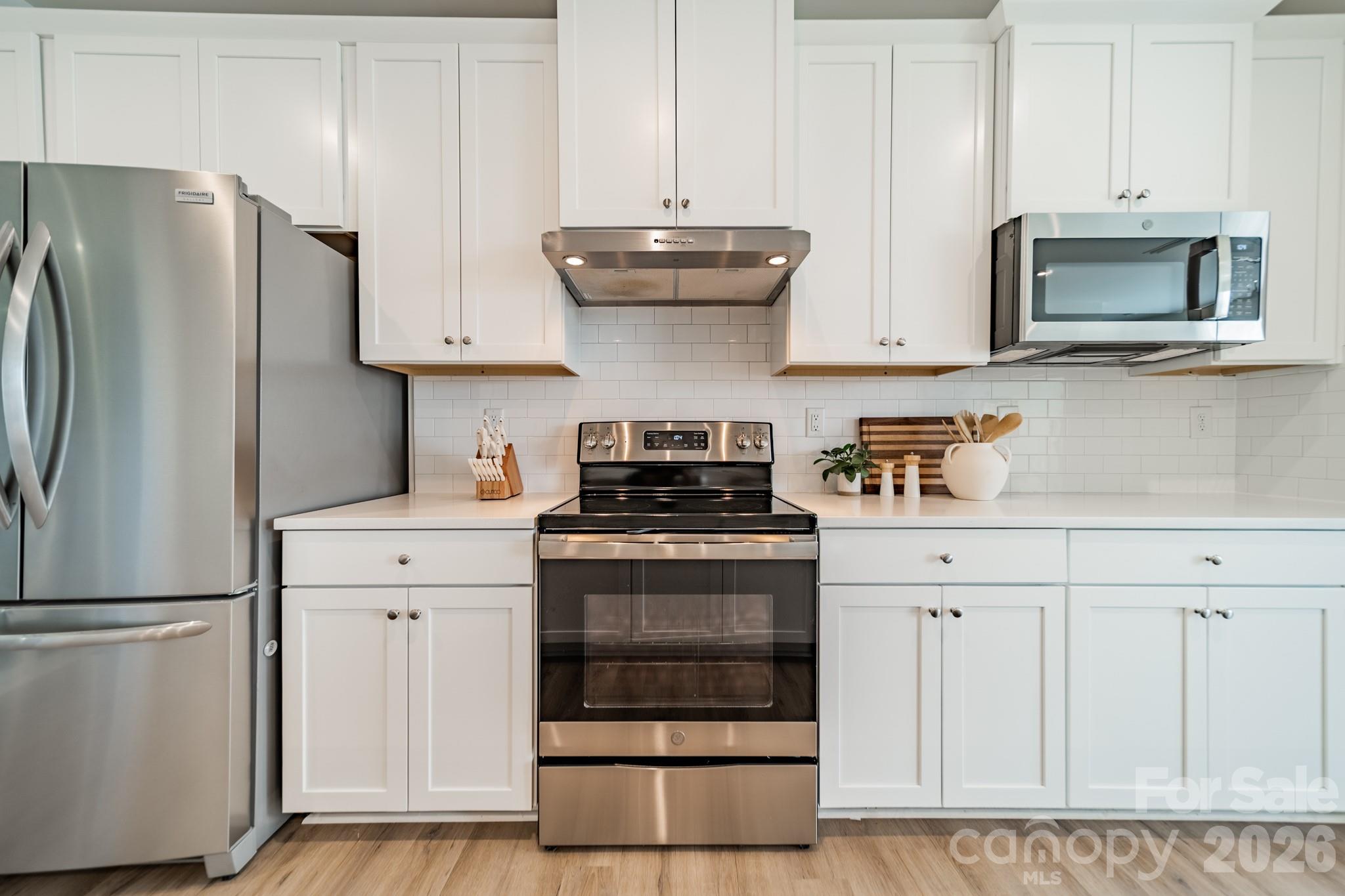 963 Portrush Lane Tega Cay, SC 29708 - Photo 9 of 46