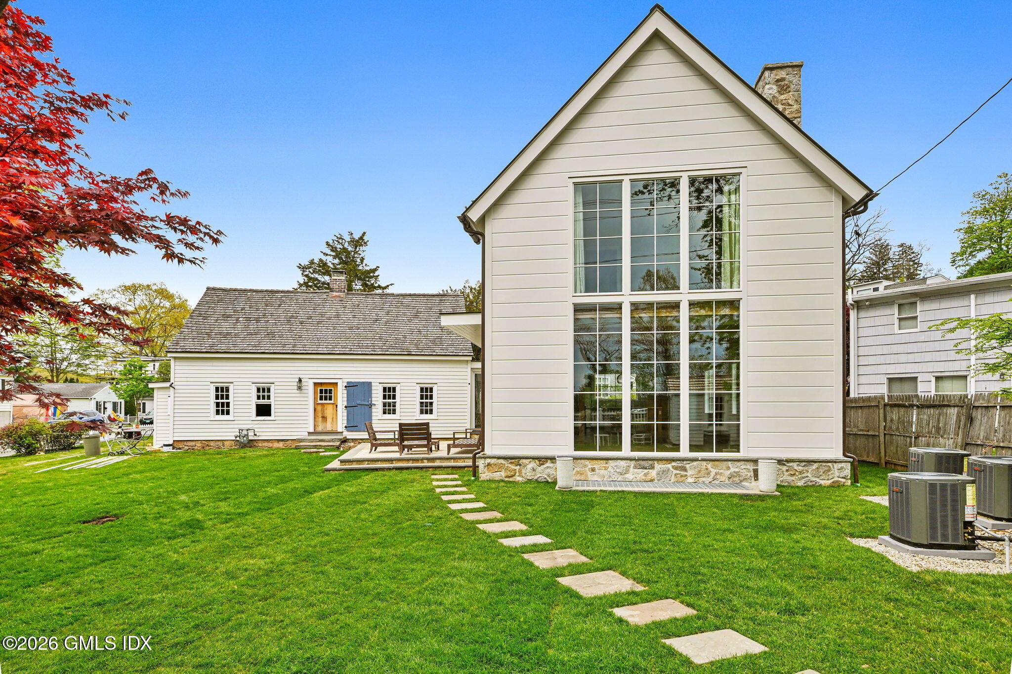 1 Cary Road Riverside, CT 06878 - Photo 2 of 47 47-web-or-mls-1-cary-rd
