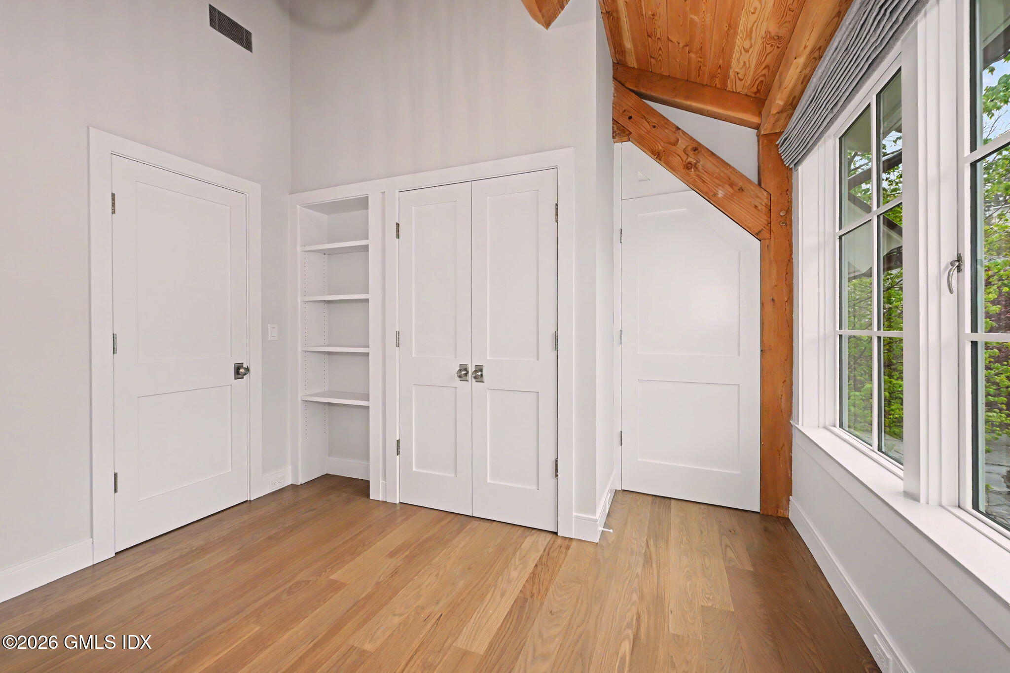 1 Cary Road Riverside, CT 06878 - Photo 22 of 47 19-web-or-mls-1-cary-rd