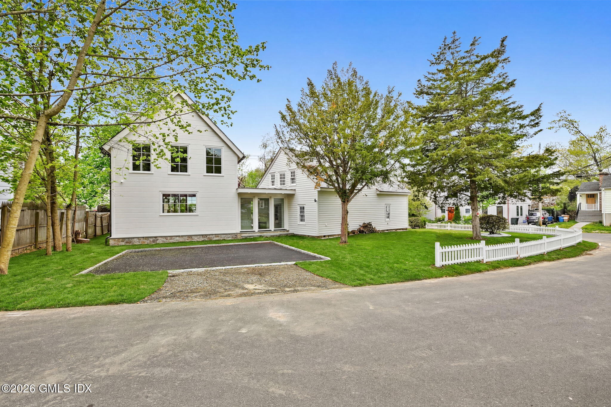 1 Cary Road Riverside, CT 06878 - Photo 3 of 47 56-web-or-mls-1-cary-rd