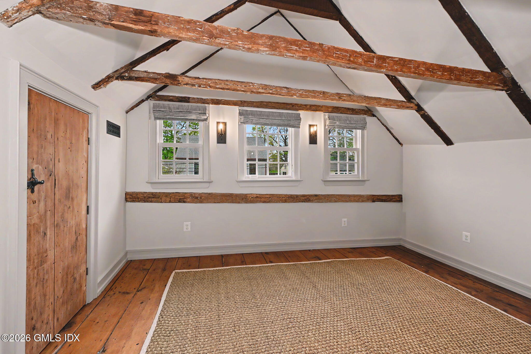 1 Cary Road Riverside, CT 06878 - Photo 32 of 47 31-web-or-mls-1-cary-rd