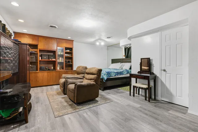 $285,000 | 1207 Colorado Avenue, Joliet, IL 60435