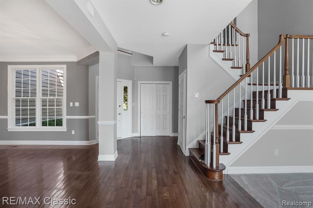 24825 Reeds Pointe Drive Novi, MI 48374 - Photo 6 of 56