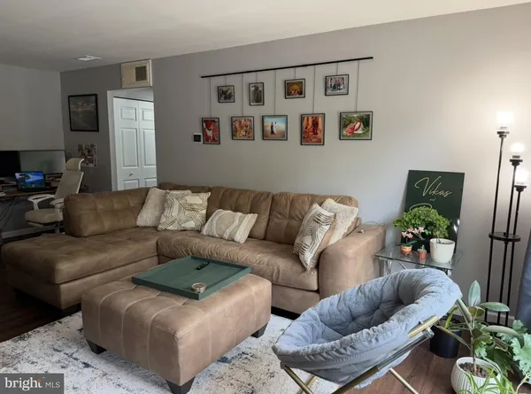 $1,300 | 280 Bridgewater Road, Unit F10, Brookhaven, PA 19015