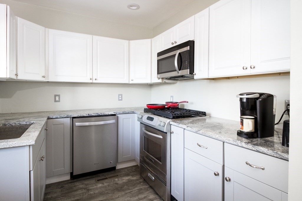 58 Ripley Street Somerset, MA 02725 - Photo 18 of 33 Gallery Image 18