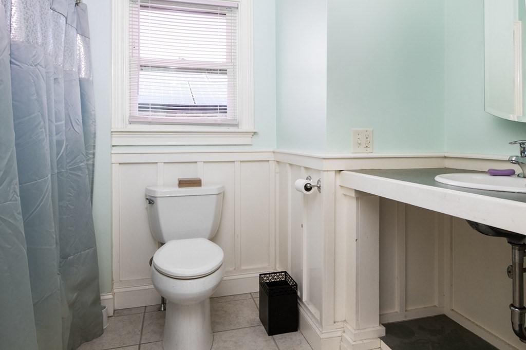 58 Ripley Street Somerset, MA 02725 - Photo 27 of 33 Gallery Image 27