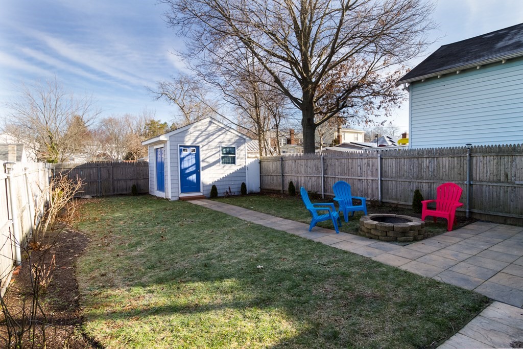 58 Ripley Street Somerset, MA 02725 - Photo 5 of 33 Gallery Image 5