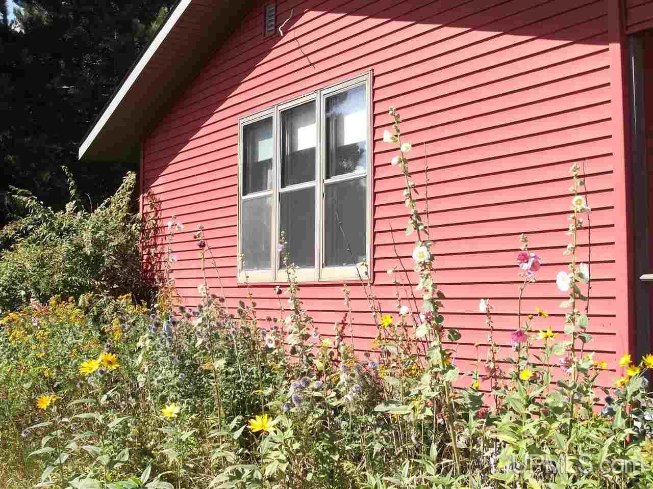 30515 Post Road Lake Linden, MI 49945 - Photo 4 of 31 Gallery Image 4