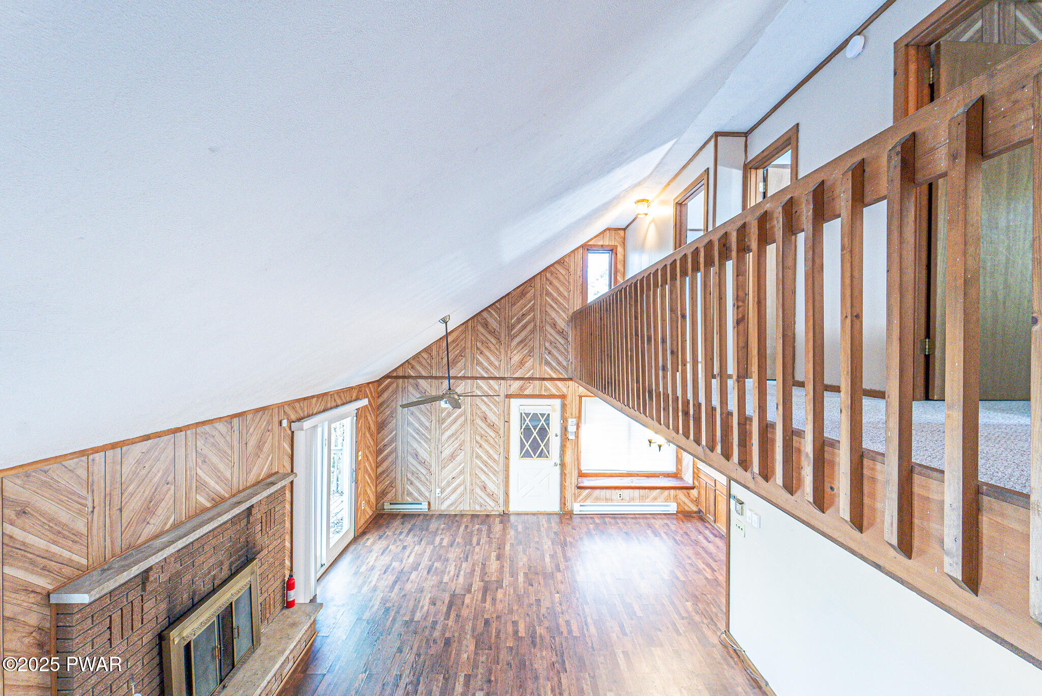 1562 Oak Lane Bushkill, PA 18324 - Photo 18 of 32