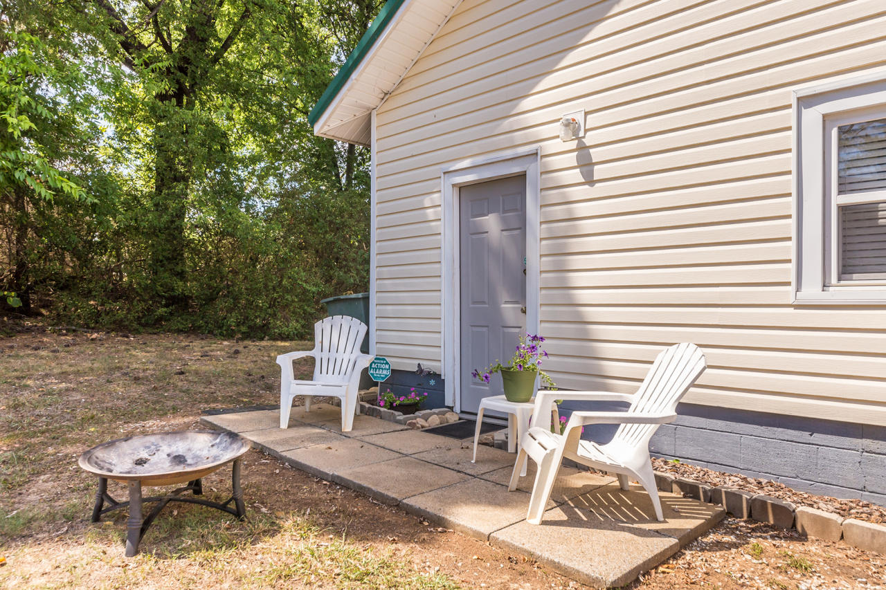 1519 Hickory Valley Road Chattanooga, TN 37421 - Photo 14 of 18 1519 Hickory Valley Rd Chattanooga, TN 3
