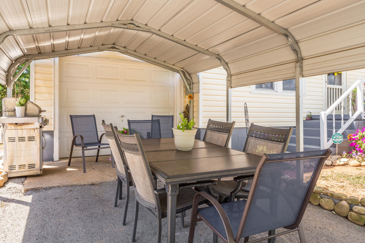 1519 Hickory Valley Road Chattanooga, TN 37421 - Photo 17 of 18 1519 Hickory Valley Rd Chattanooga, TN 3