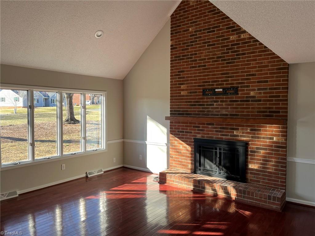 201 Jim Barr Road King, NC 27021 - Photo 8 of 33 Living room