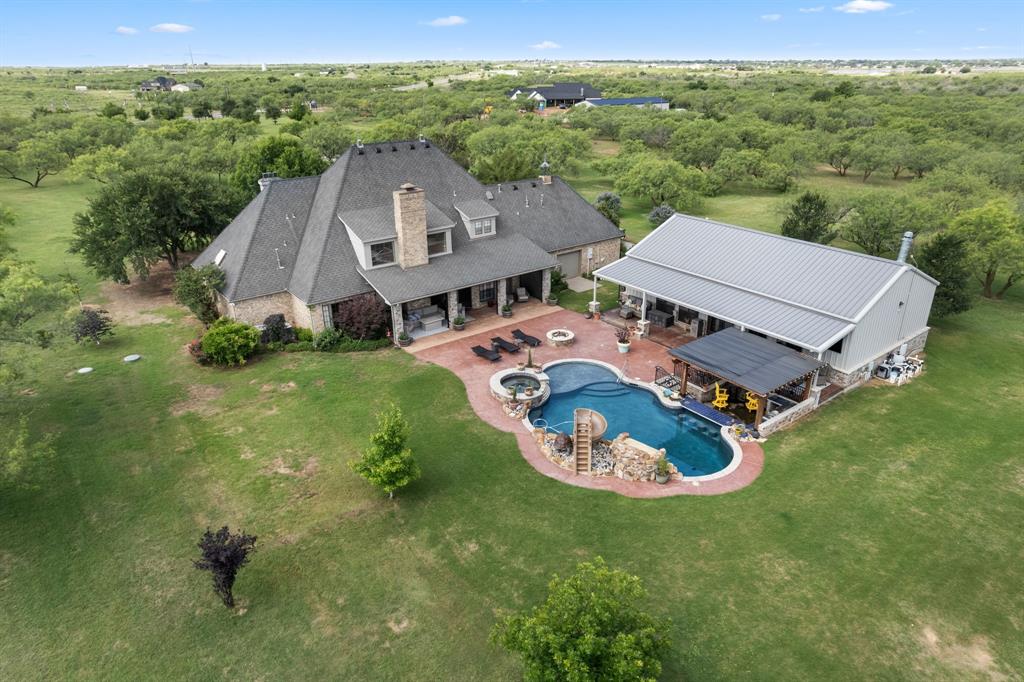 2524 Highway 79 Wichita Falls, TX 76310 - Photo 9 of 40 Gallery Image 9