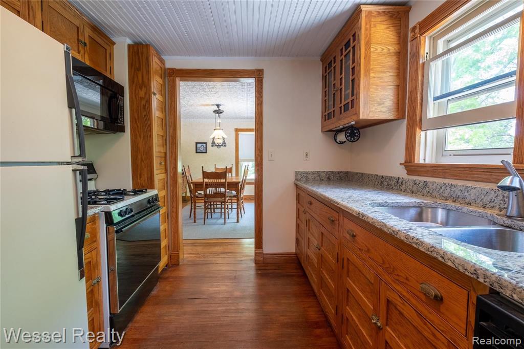 58830 Lind Road Washington, MI 48094 - Photo 8 of 34
