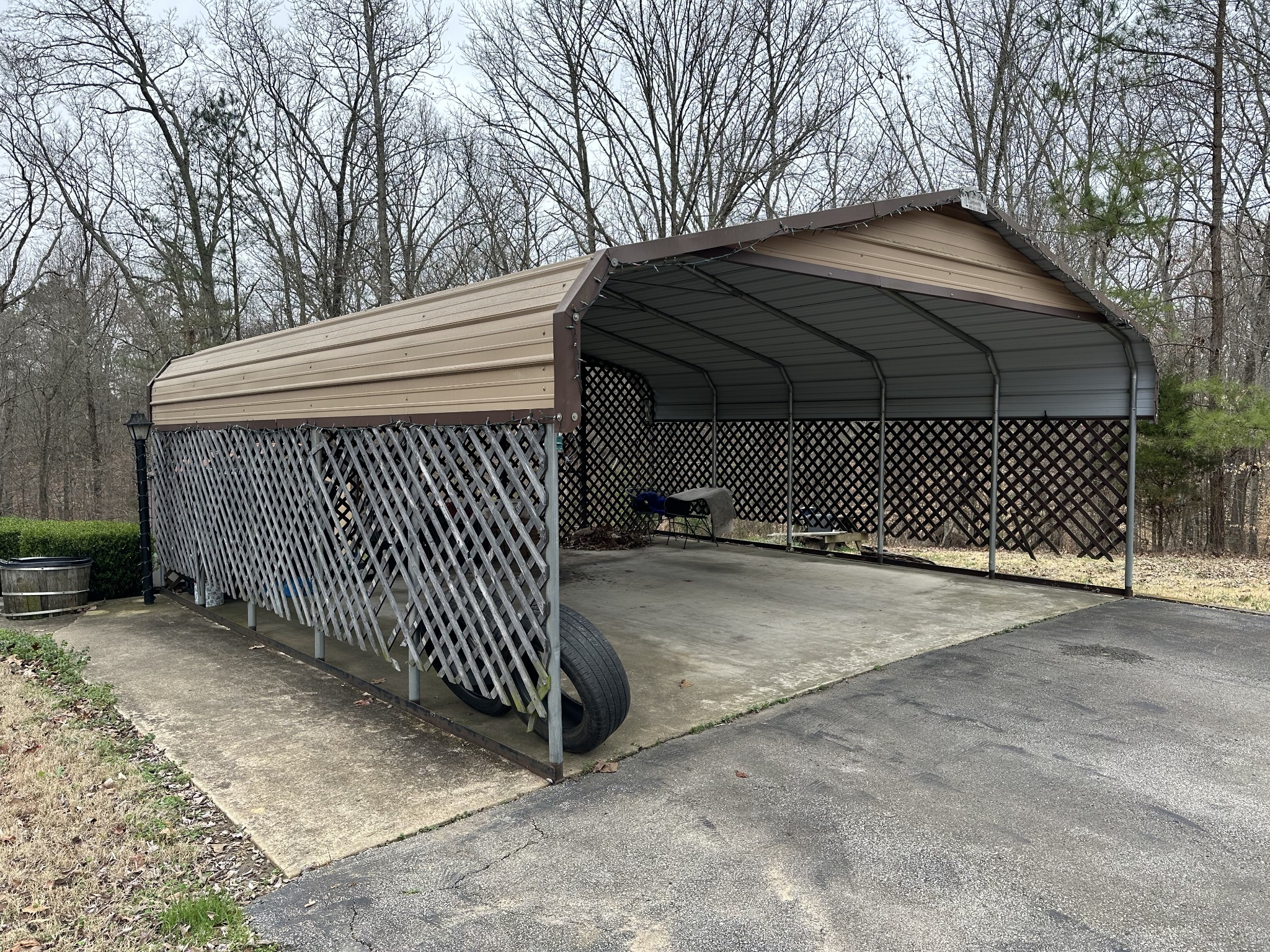 2280 Van Dyke Road Paris, TN 38242 - Photo 2 of 18 Gallery Image 2