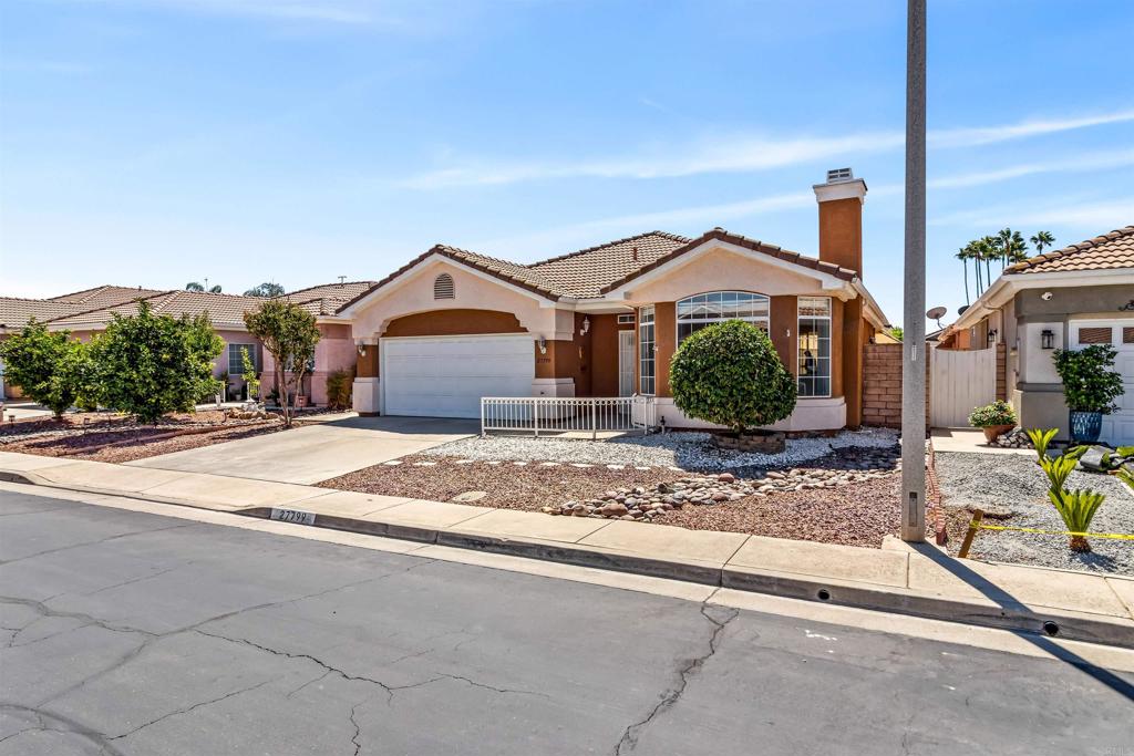 27799 Ruggie Road Menifee, CA 92585 - Photo 3 of 36 Gallery Image 3