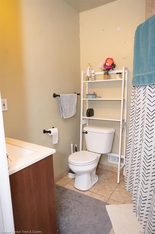 5600 Golf Club Road Howell, MI 48843 - Photo 12 of 14 Gallery Image 12