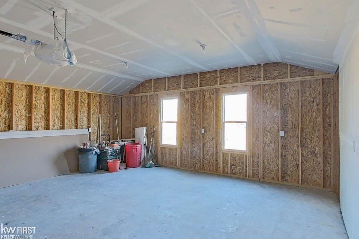 7071 North State Road Davison, MI 48423 - Photo 20 of 22 50101535-19.JPG