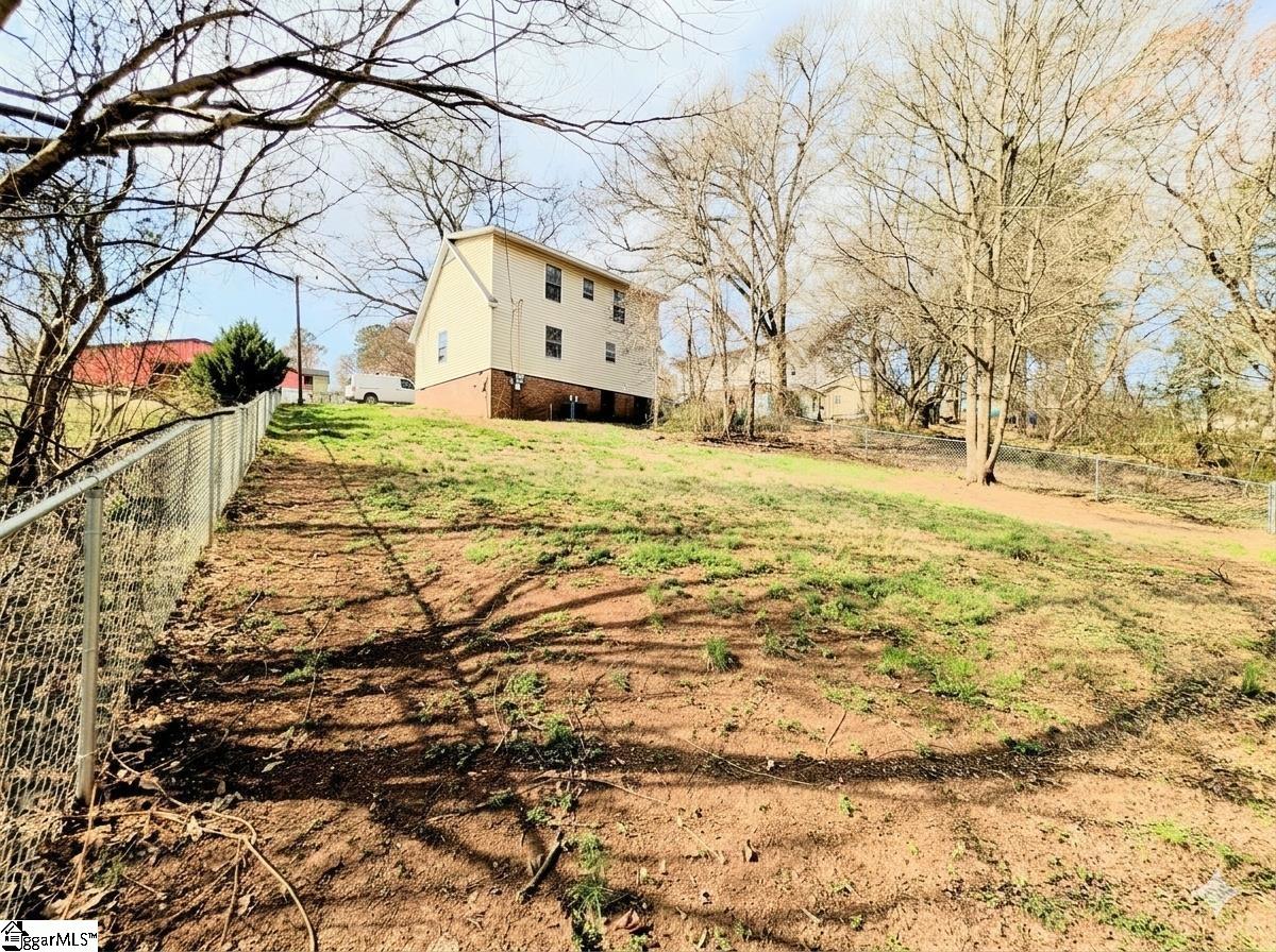 307 Jamestown Road Easley, SC 29640 - Photo 18 of 20