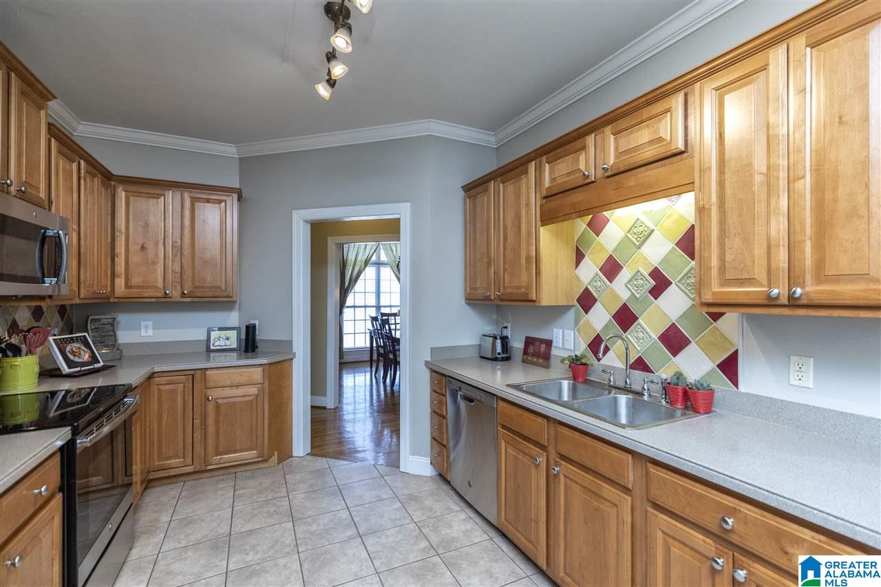 207 Conroy Road Sterrett, AL 35147 - Photo 15 of 48