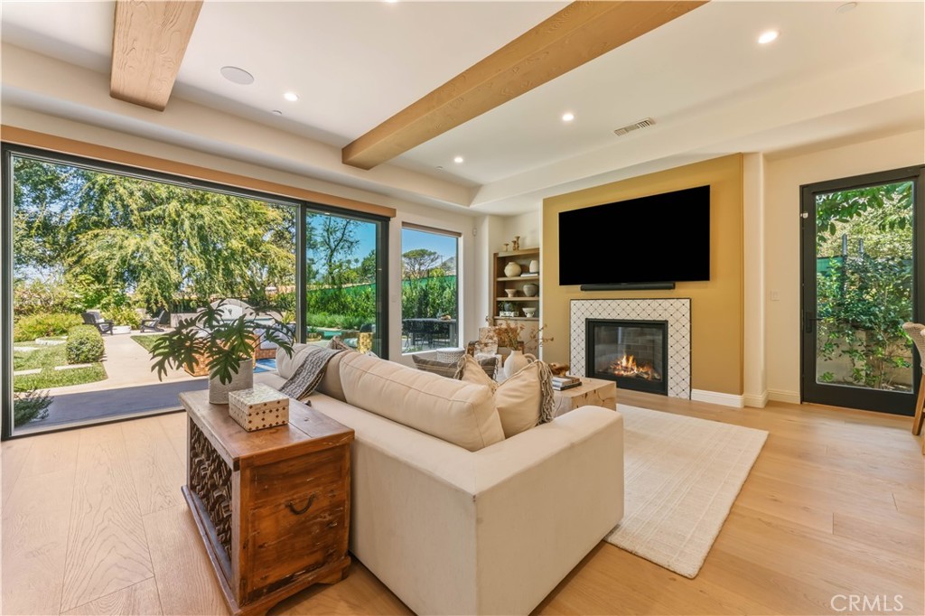 2927 Santa Rosa Avenue Altadena, CA 91001 - Photo 8 of 31
