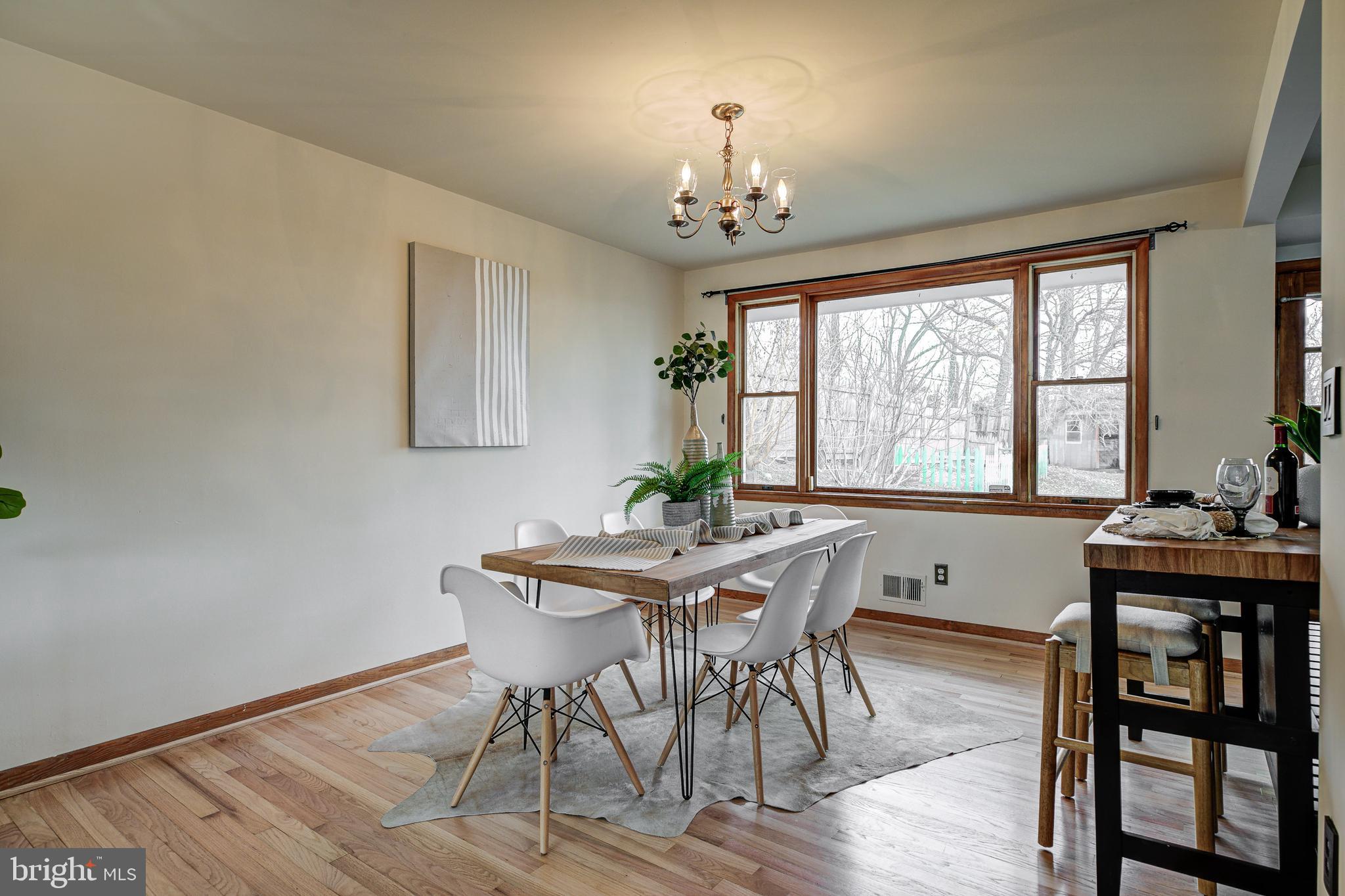 7909 Ridgely Oak Road Baltimore, MD 21234 - Photo 14 of 45