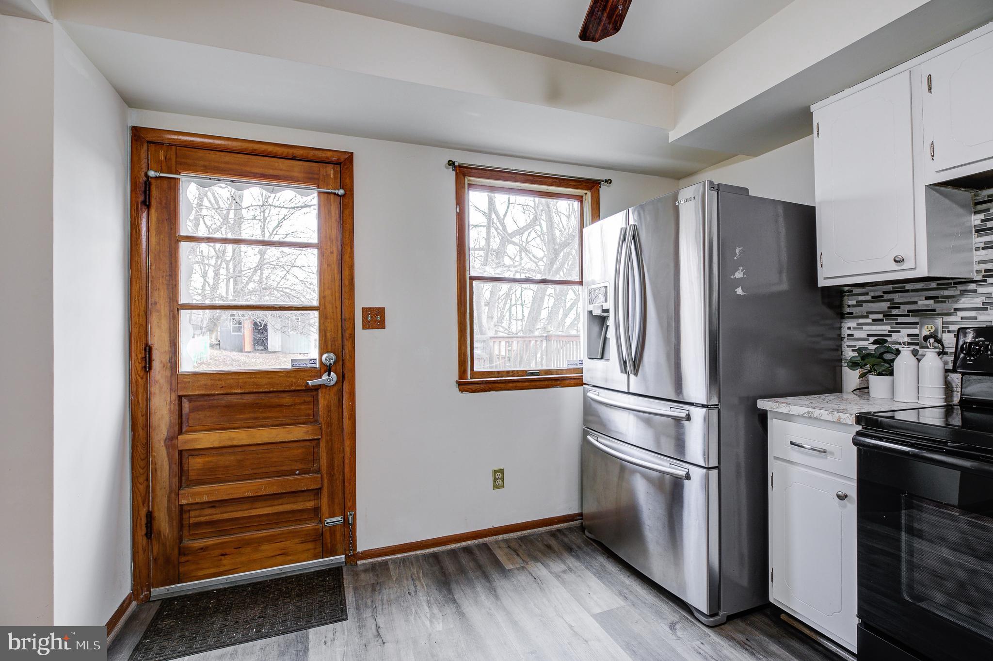 7909 Ridgely Oak Road Baltimore, MD 21234 - Photo 20 of 45