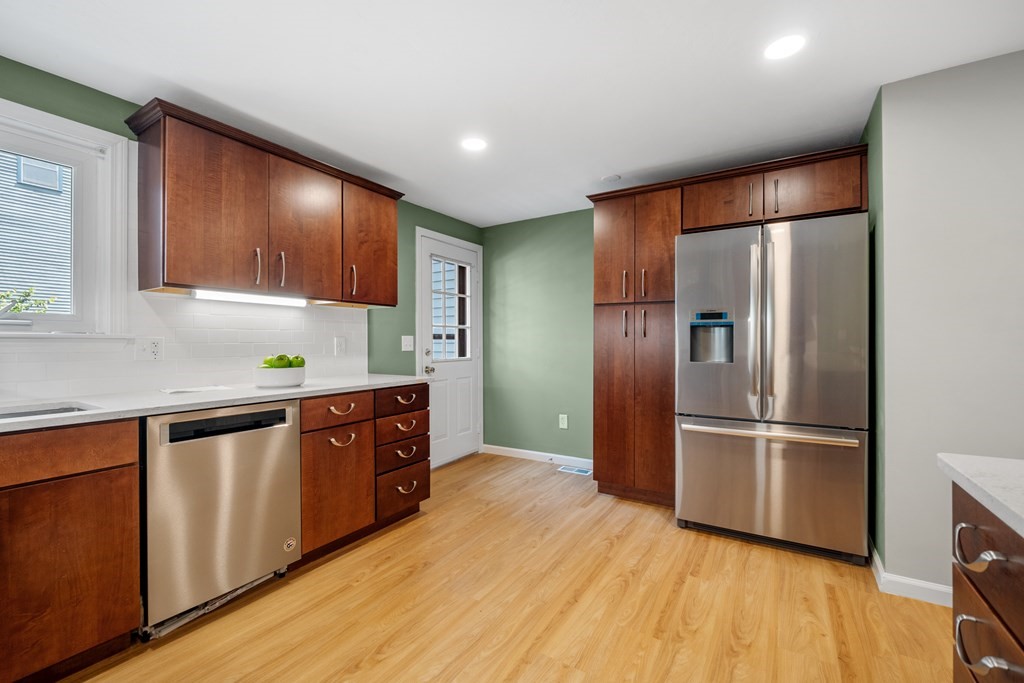 35 Merrymount Road, Unit E Quincy, MA 02169 - Photo 12 of 35 Gallery Image 12
