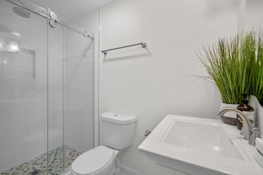 35 Merrymount Road, Unit E Quincy, MA 02169 - Photo 27 of 35 Gallery Image 27