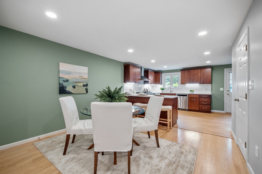 35 Merrymount Road, Unit E Quincy, MA 02169 - Photo 8 of 35 Gallery Image 8
