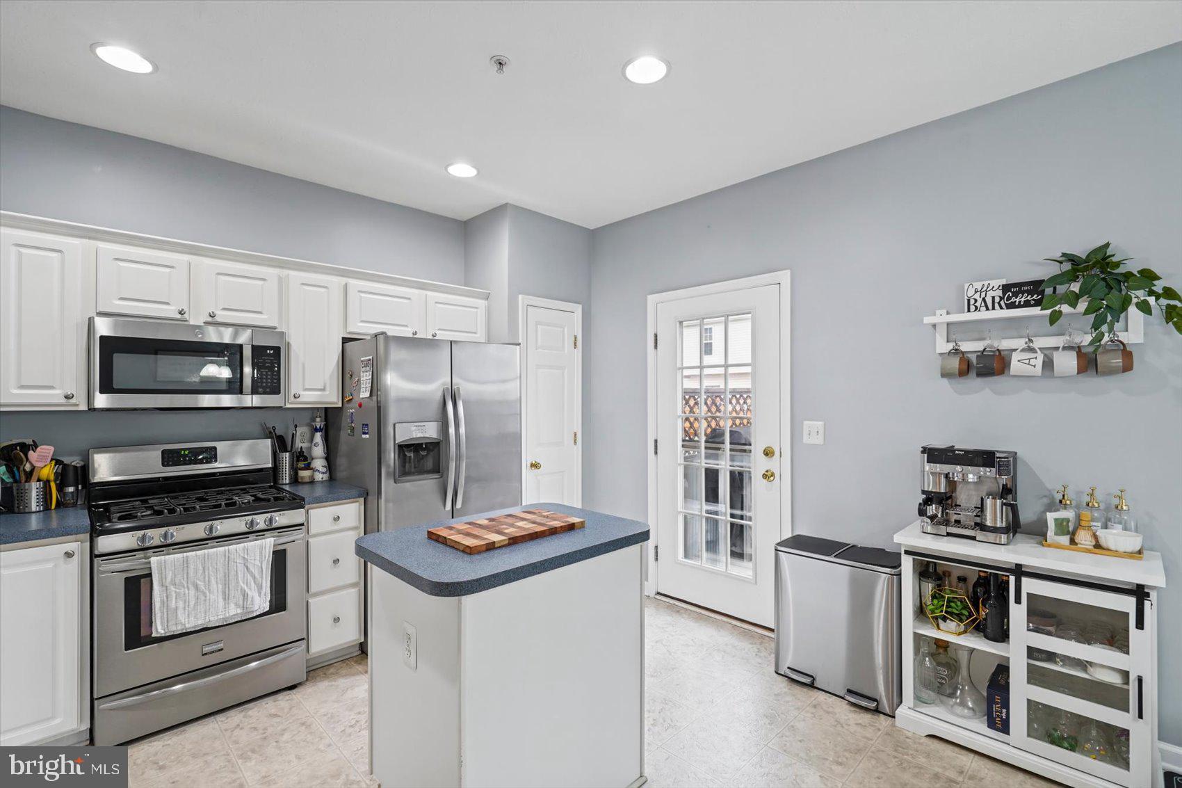 16 Kendersham Court Rosedale, MD 21237 - Photo 19 of 40 Kitchen