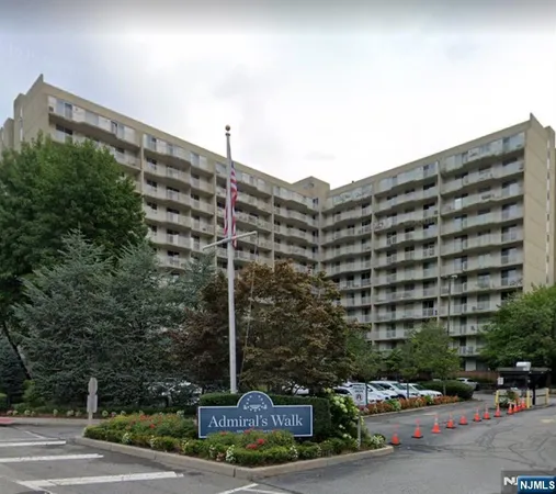 $585,000 | 1077 River Road, Unit PH 13, Edgewater, NJ 07020