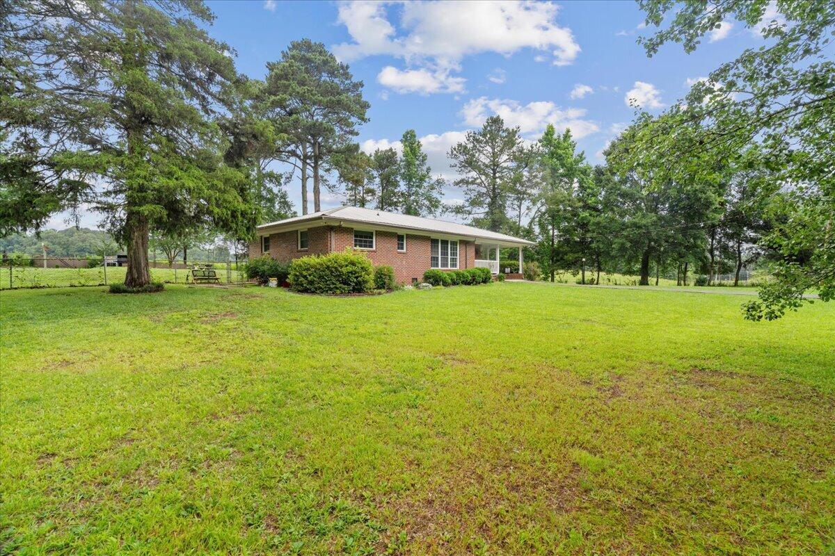 2643 Ridge Road Southeast Dalton, GA 30721 - Photo 3 of 32 03-DAV04574