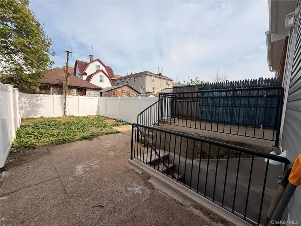 $979,000 | 94-19 116th Street | South Richmond Hill