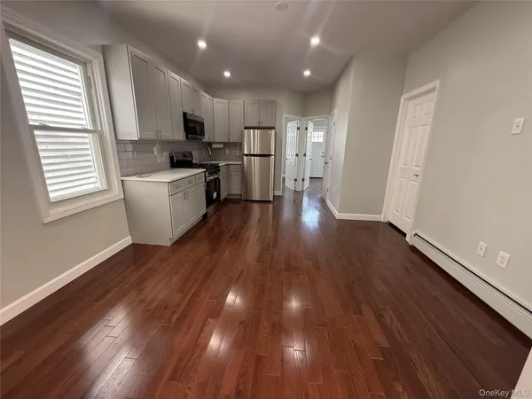 $979,000 | 94-19 116th Street | South Richmond Hill