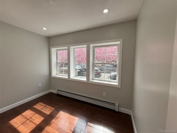 $979,000 | 94-19 116th Street | South Richmond Hill