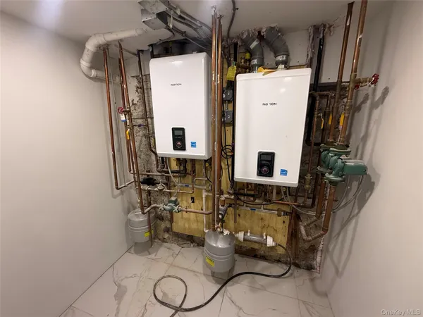 $979,000 | 94-19 116th Street | South Richmond Hill