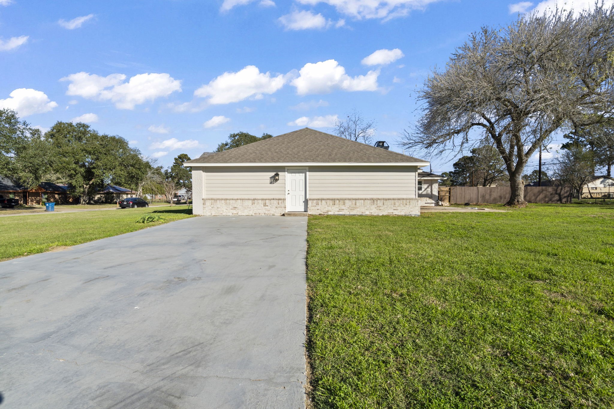 1740 6th Street Hempstead, TX 77445 - Photo 11 of 21 a view of a house with a yard