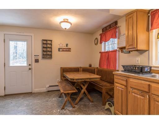 110 Warren Road Townsend, MA 01469 - Photo 3 of 12