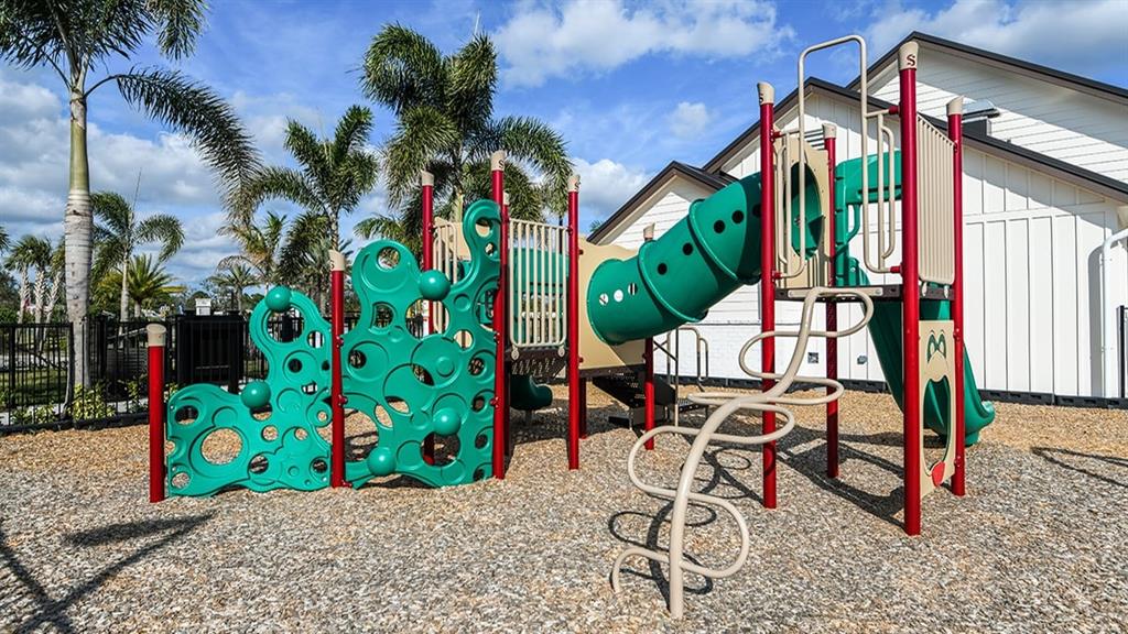 621 Se Ranch Palm City, FL 34990 - Photo 29 of 33 a view of outdoor space with seating area