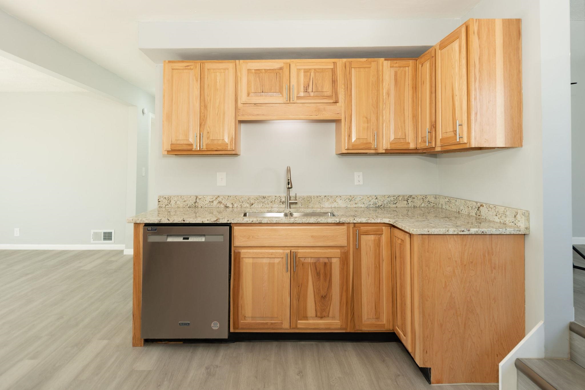 938 East Riverside Boulevard Loves Park, IL 61111 - Photo 14 of 63