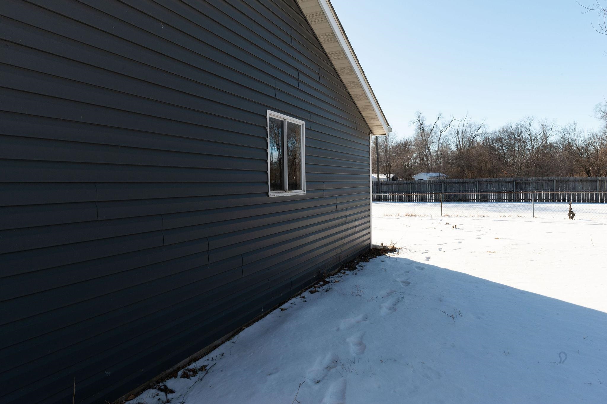 938 East Riverside Boulevard Loves Park, IL 61111 - Photo 39 of 63