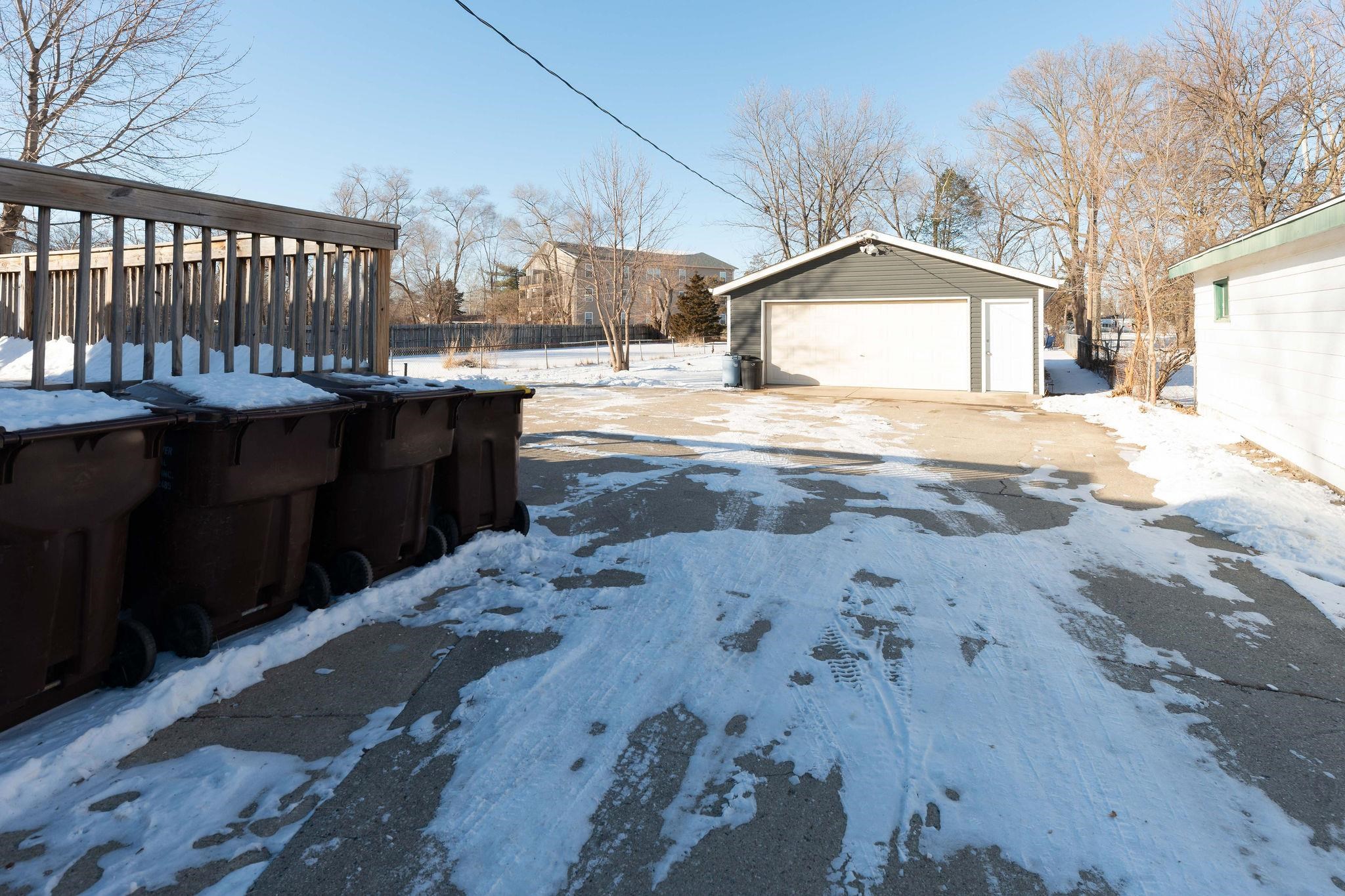 938 East Riverside Boulevard Loves Park, IL 61111 - Photo 45 of 63