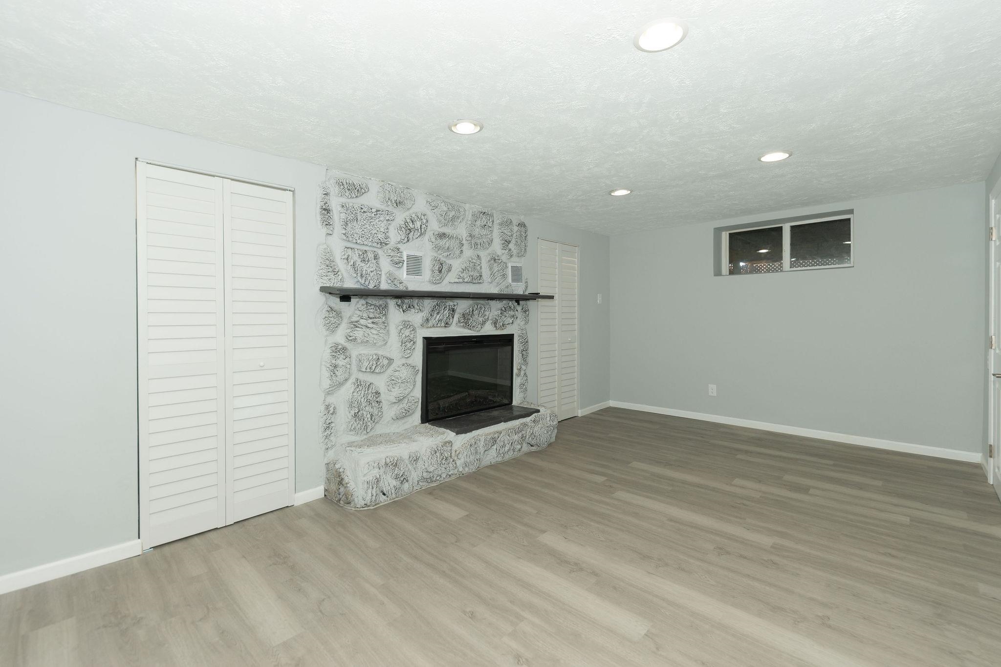 938 East Riverside Boulevard Loves Park, IL 61111 - Photo 56 of 63