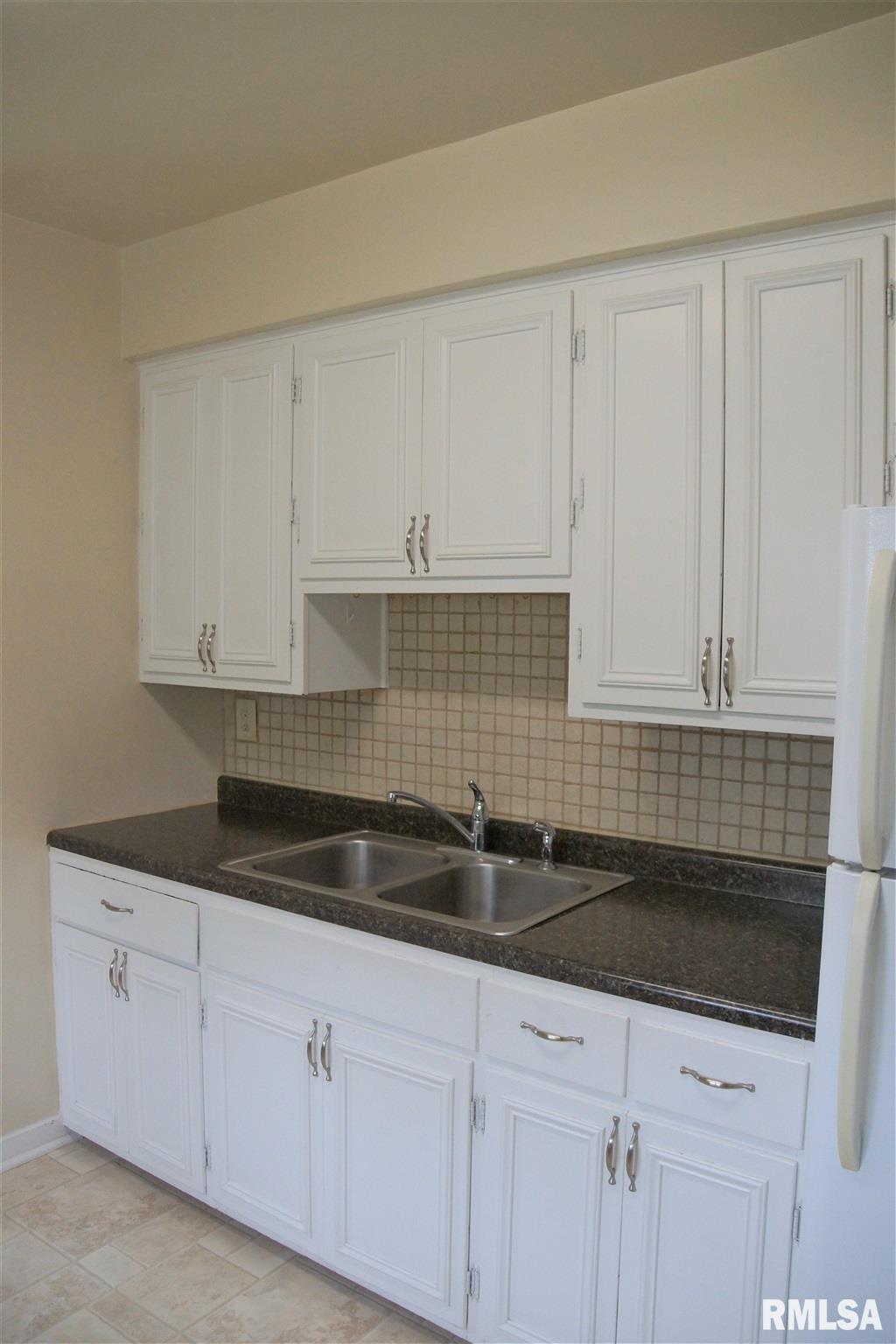 208 West Spring Street Princeville, IL 61559 - Photo 6 of 19 Gallery Image 6