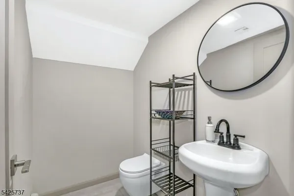 $7,900 | 809 Sherbrooke Drive, Westfield, NJ 07090