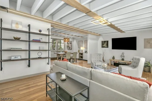 $7,900 | 809 Sherbrooke Drive, Westfield, NJ 07090