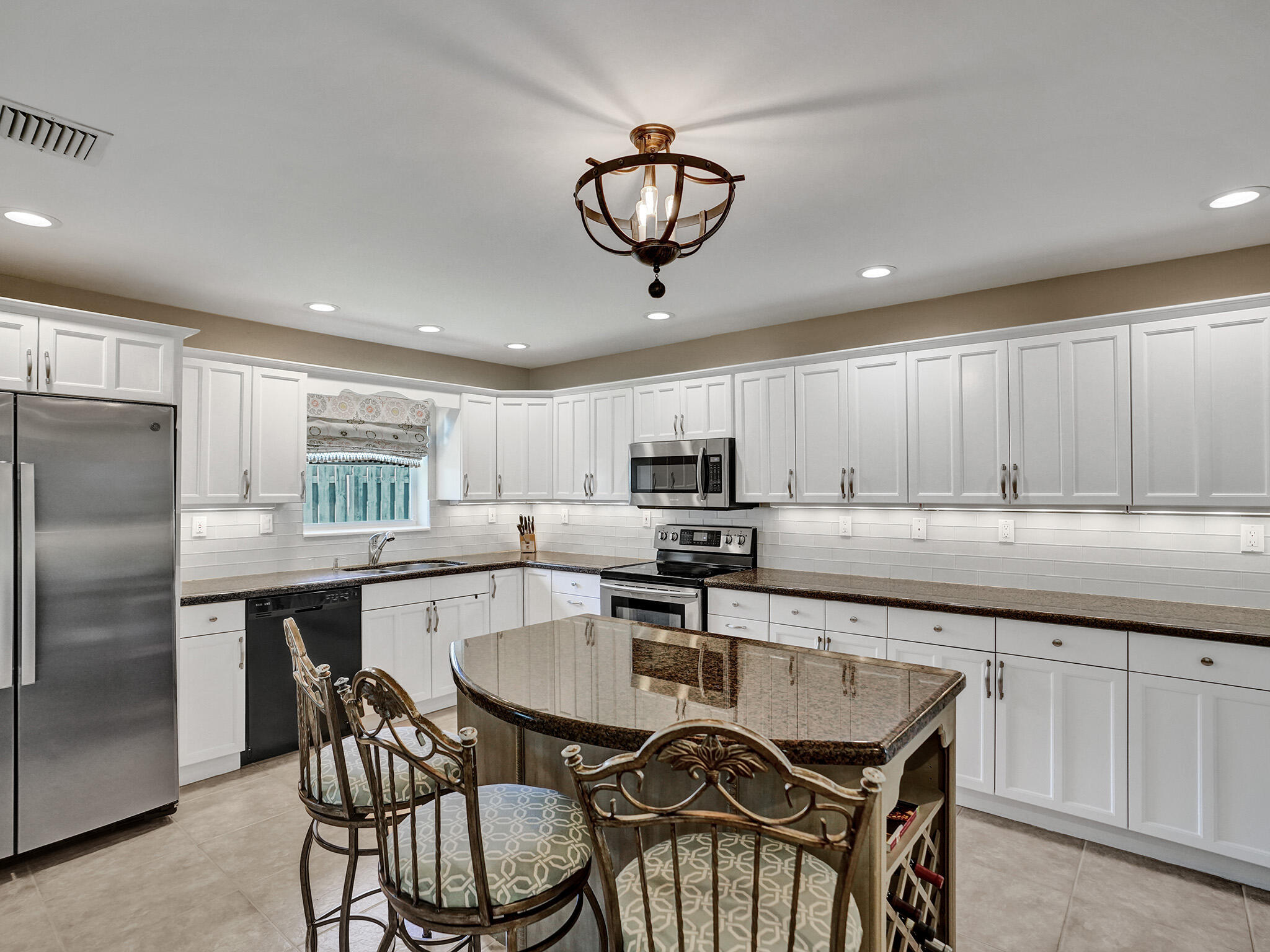 717 Southwest 7th Street Boca Raton, FL 33486 - Photo 12 of 56 DSC09693